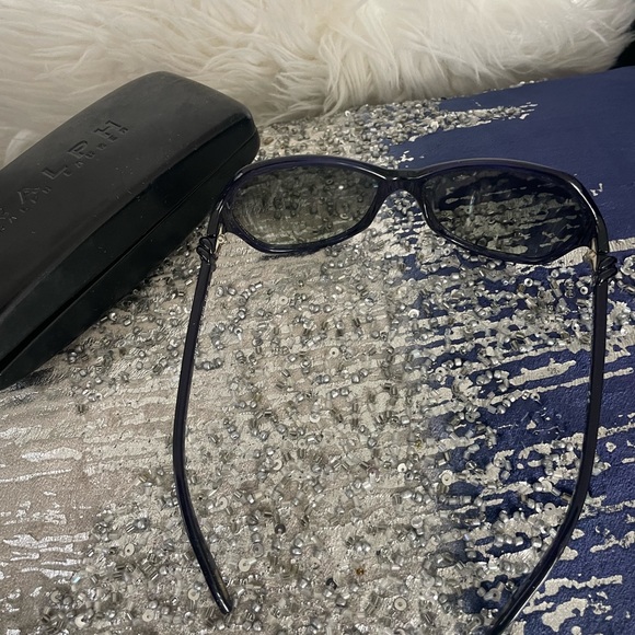 Ralph Lauren Original Sun glasses - Picture 5 of 6